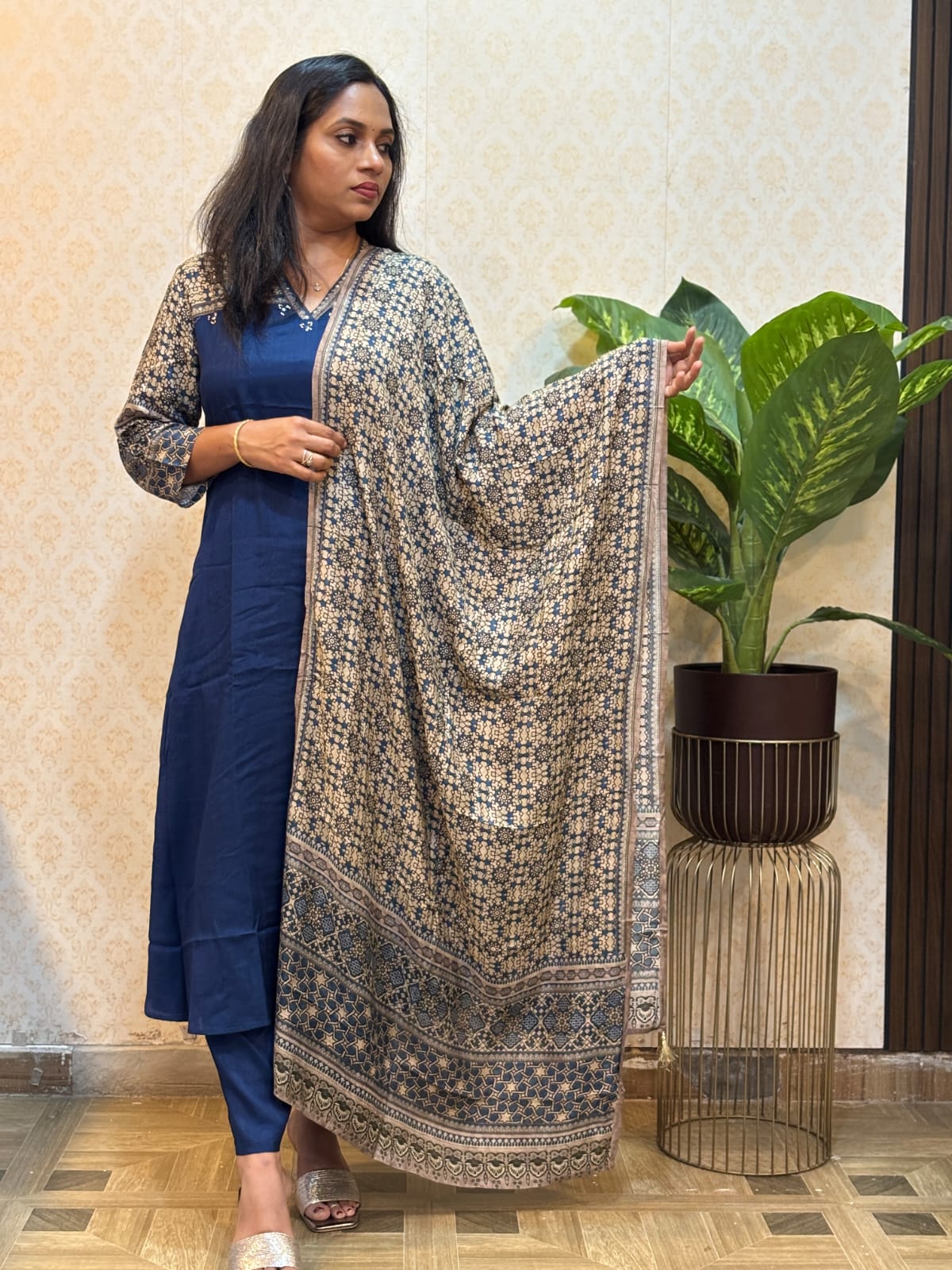 Designer Salwar Set SALWAR-005